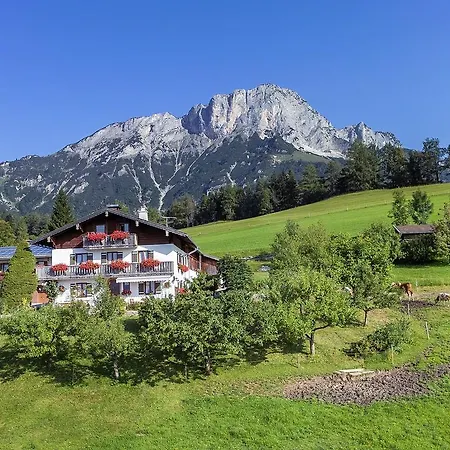 Çiftlik konaklama Bauernhof Am Fusse Des Untersbergs Vorderstiedler