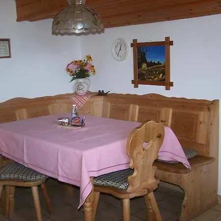 Bauernhof Am Fusse Des Untersbergs Vorderstiedler Çiftlik konaklama *