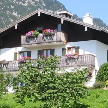 Çiftlik konaklama Bauernhof Am Fusse Des Untersbergs Vorderstiedler Berchtesgaden